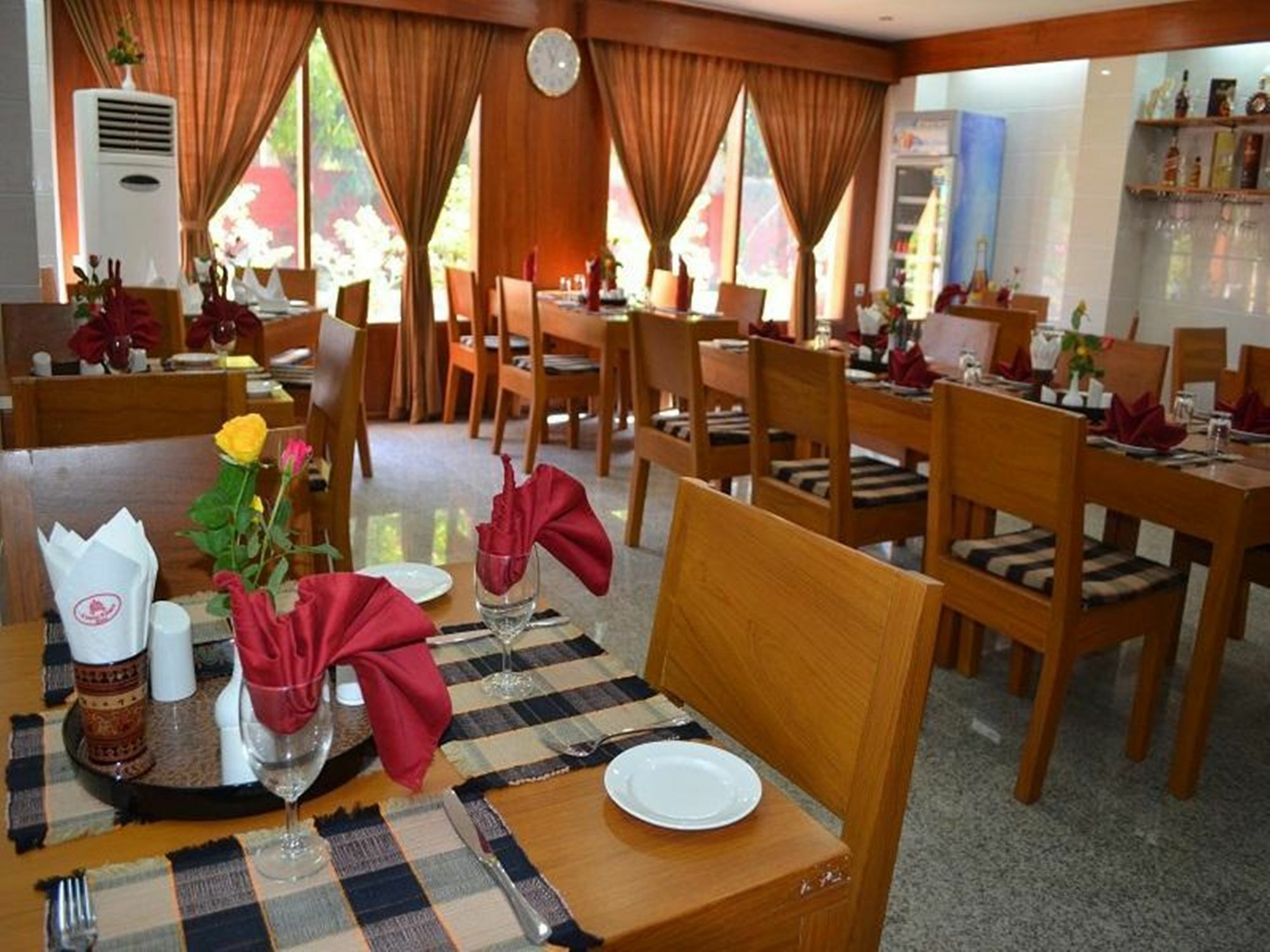 Crown Prince Hotel Bagan Ngoại thất bức ảnh